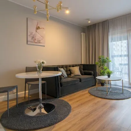 Fashion Mennica Apartment Warschau